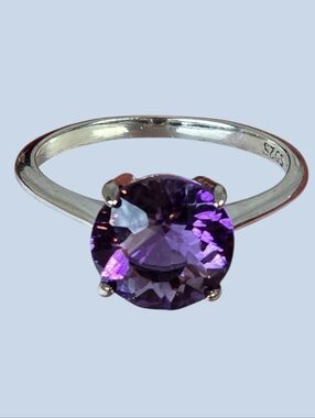 925 Sterling Silver Ring with Round Natural Amethyst 1cm Gem